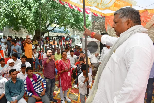 ग्राम गढ़ा, बिचपुरी व अजीजपुर में उमड़ती हुई बदायूँ के जनसैलाब की आँधी